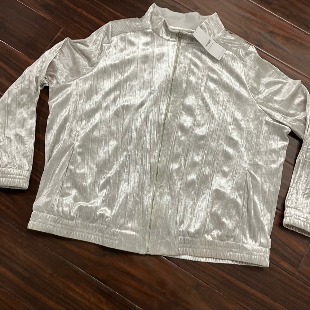 Sympli zip front warm up Jacket/ coverup. Crinkle velvet cashew. New!